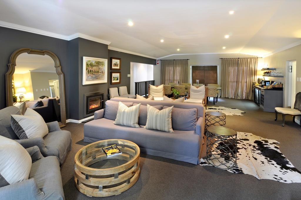 8A Grahamstown By The Oyster Collection Hotel Eksteriør billede